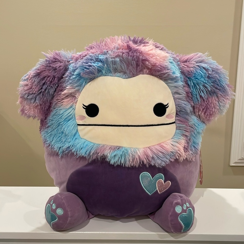 NWT 16” Eden the Purple & Blue Bigfoot Valentine Squishmallow